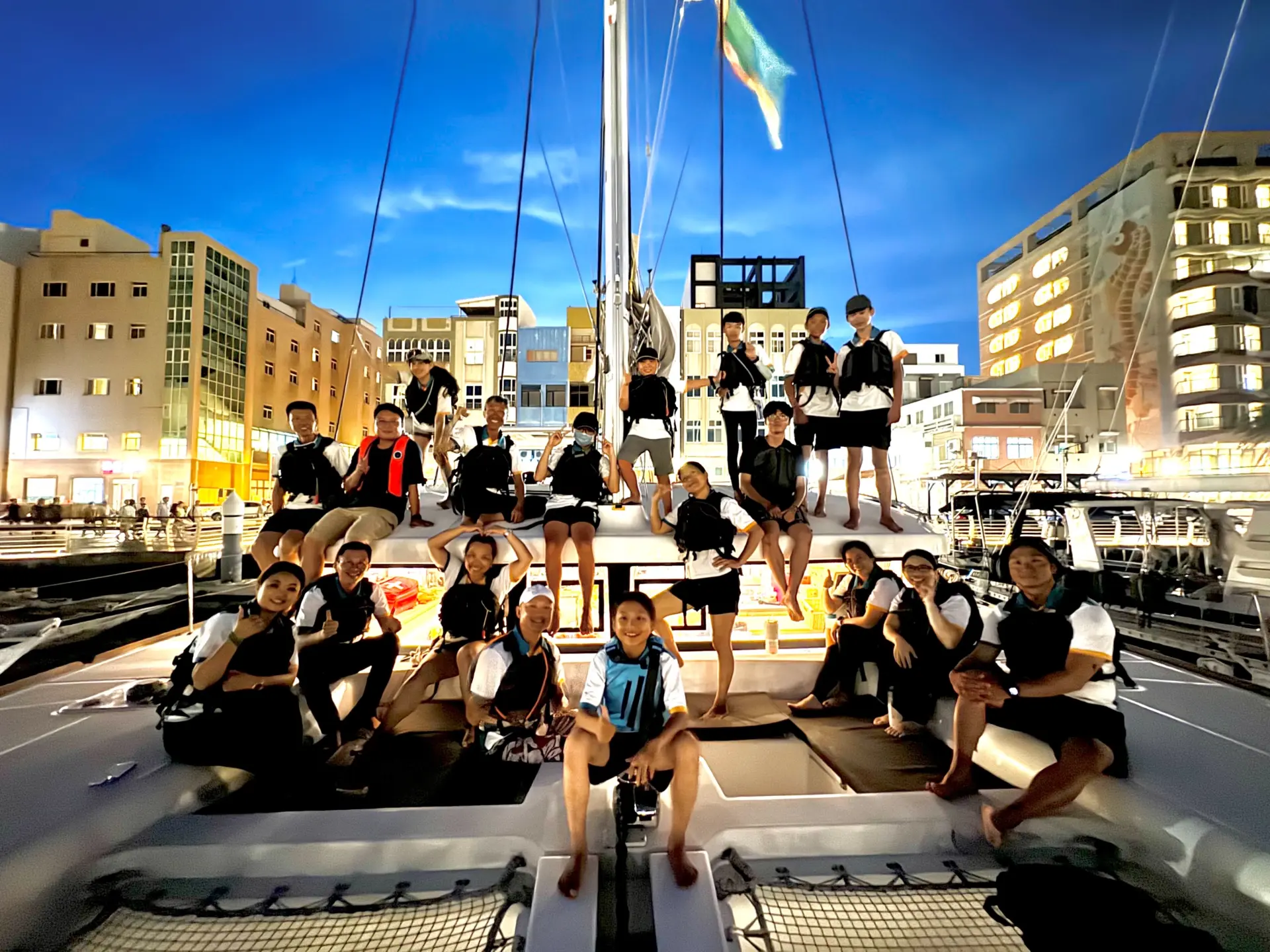 7C268E42 E4A2 429B 86CA 54EC01EAFD54